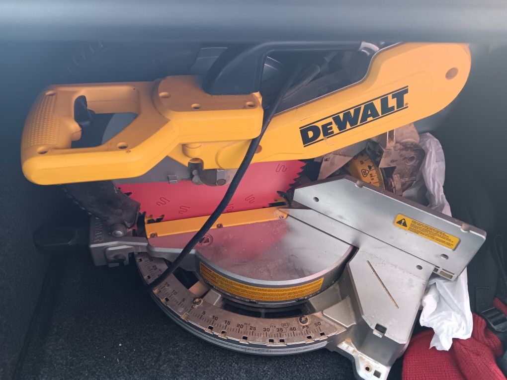 DWS716 Dewalt Table SAW