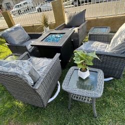 Brand New Patio Outdoor Furniture Set With Fire Pit 