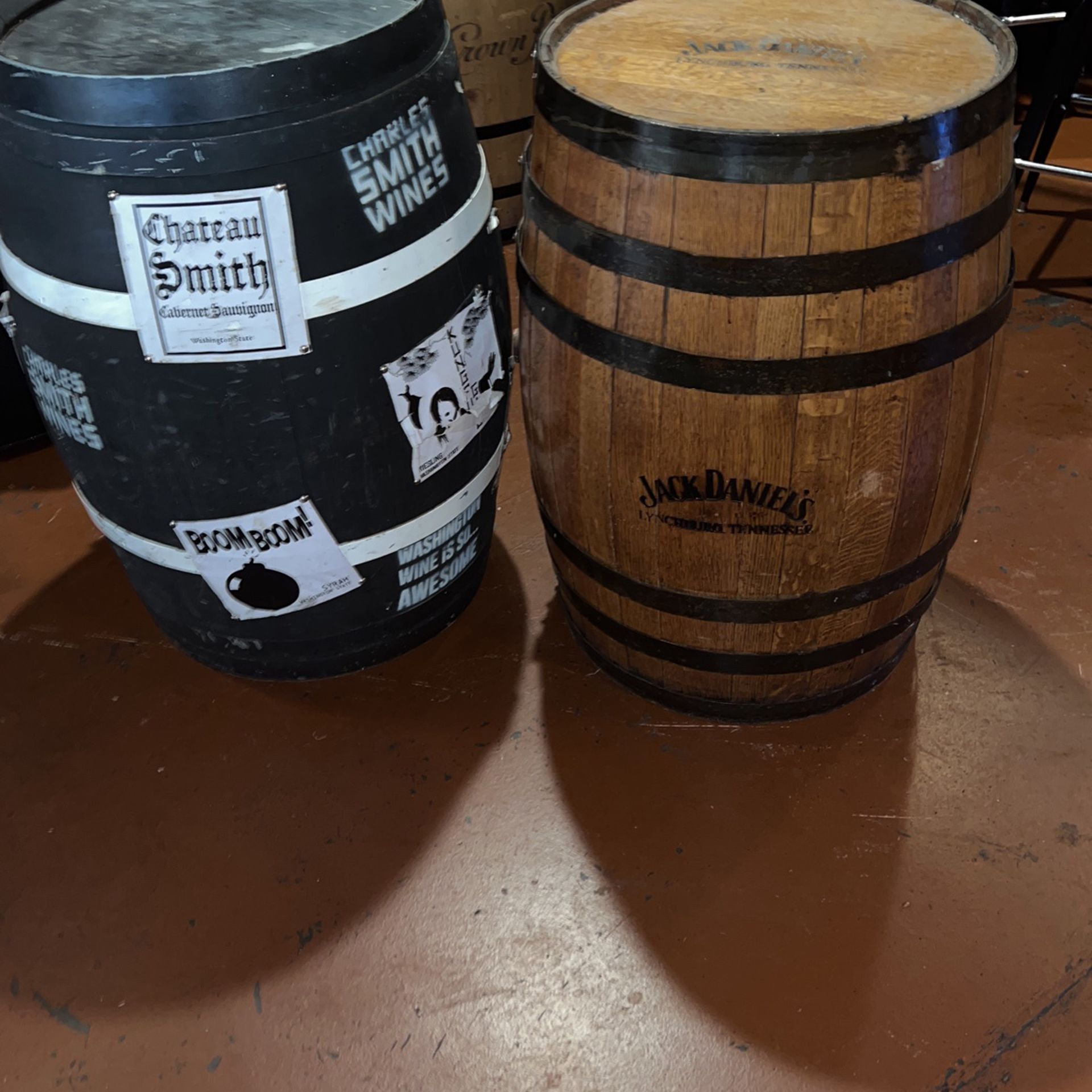 Decorative Wine Barrels 