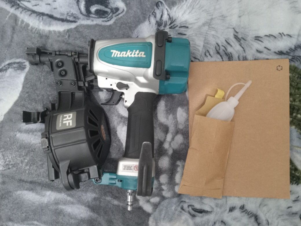 Makita Nailgun For Roofing
