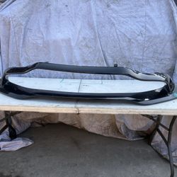 2018 aston martin Vantage front bumper splitter