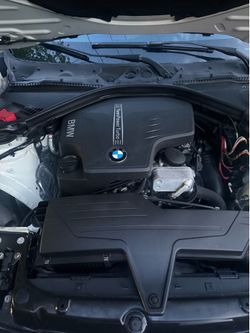 Bmw. 320i. Title in hand  2013  trade