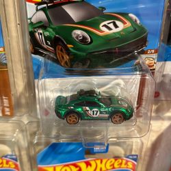 Supers Hotwheels T-HUNT