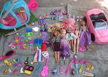 Barbie bundle $35 for all used condition  mix of everything  se habla spanish para preguntas