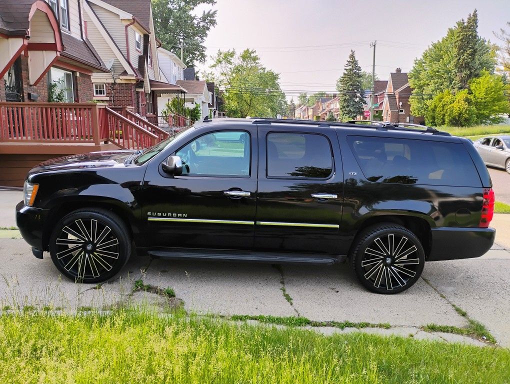 2014 Chevy Suburban LTZ