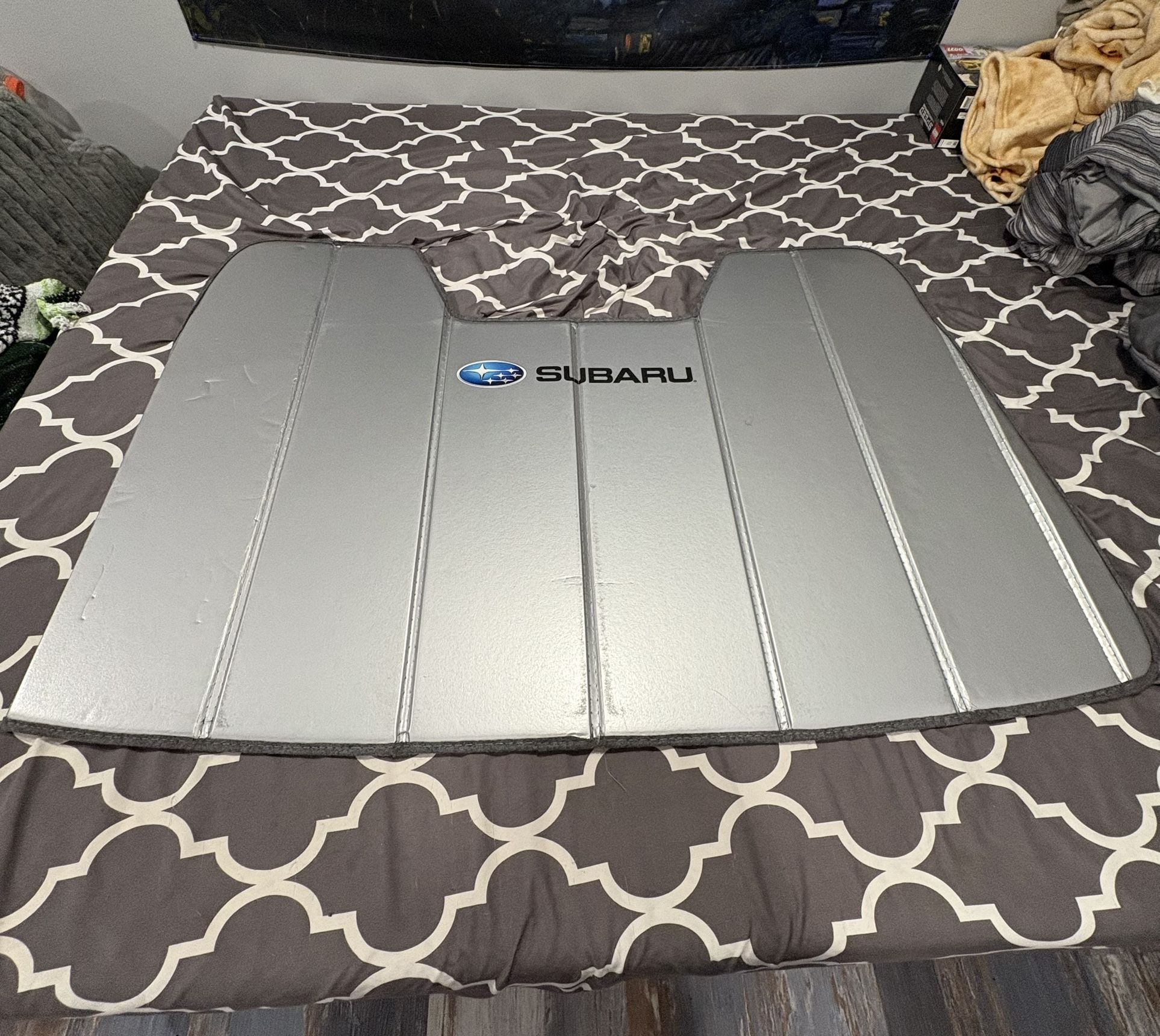 Subaru Windshield Sunshade