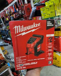 MILWAUKEE M12 CORDLESS INFLATOR $110 