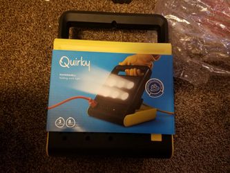 Garage project work light with built in power strip brand new