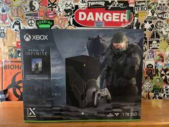 Xbox Series X Halo Edition Bundle 
