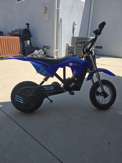 Kids Electric Dirt Bike / Mini E-Bike – Blue – Great Condition