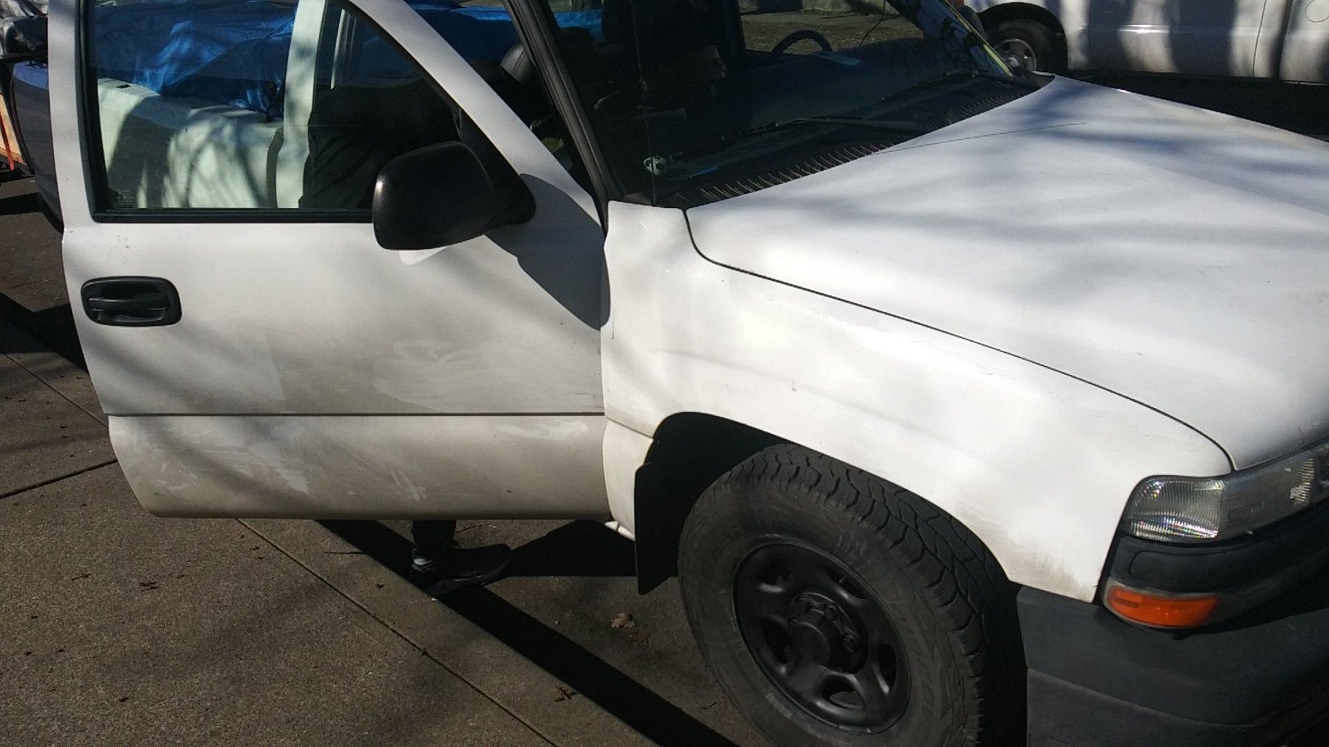 Chevy 1500 parting out