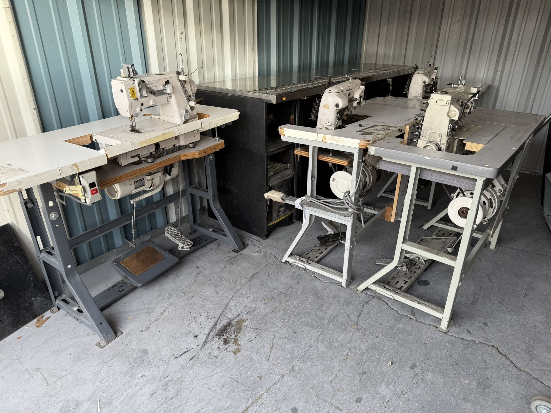 4 Industrial Sewing Machines