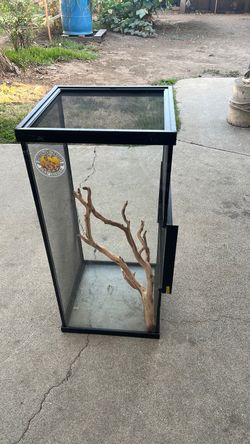 Reptile cage
