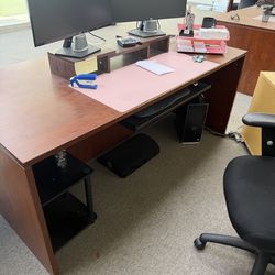 Office Desks