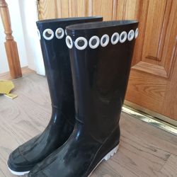 Killer Rain Boots- never used- Size 10