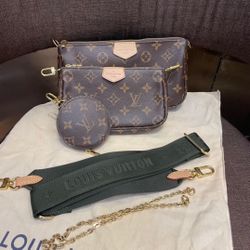 Women's Classic 𝐋𝐕 𝐥𝐨𝐮𝐢𝐬 𝐯𝐮𝐢𝐭𝐭𝐨𝐧 Bag Crossbody