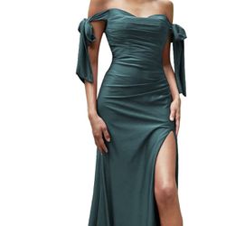 Brand New Teal Satin Mermaid Gown (size 10)