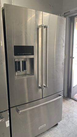 Kitchen Aid French Door Stainless Steel Fridge!