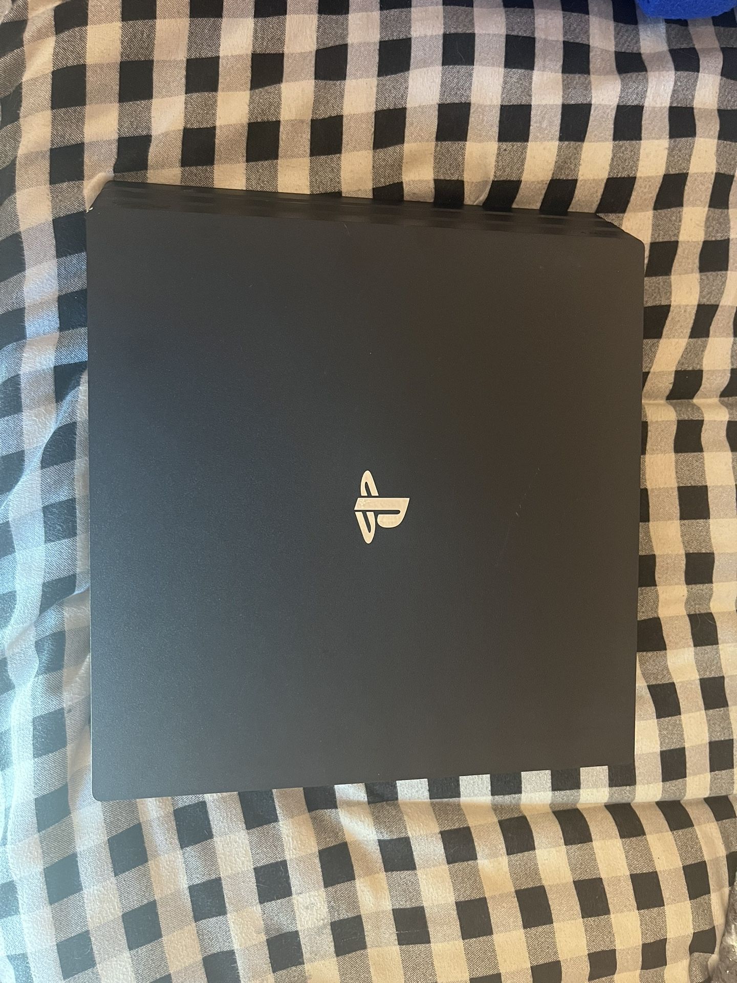 Ps4 Pro 1 terabyte
