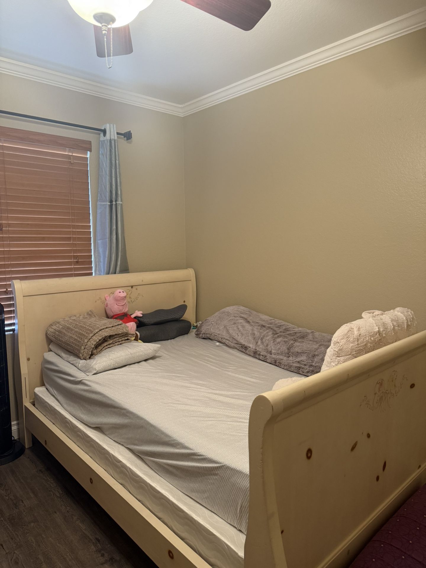 Full Bed Frame w/ head and footboard