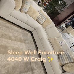 ✨️XL Sectional Sofas✨️ Furniture Queen Bedrooms, Dining Avail