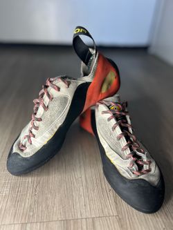 La Sportiva Climbing Shoes for Size 7.5 Women or 6 Men