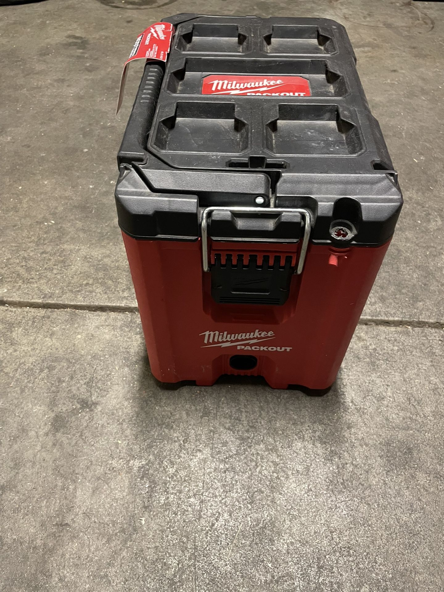 Milwaukee Packout Tool Box