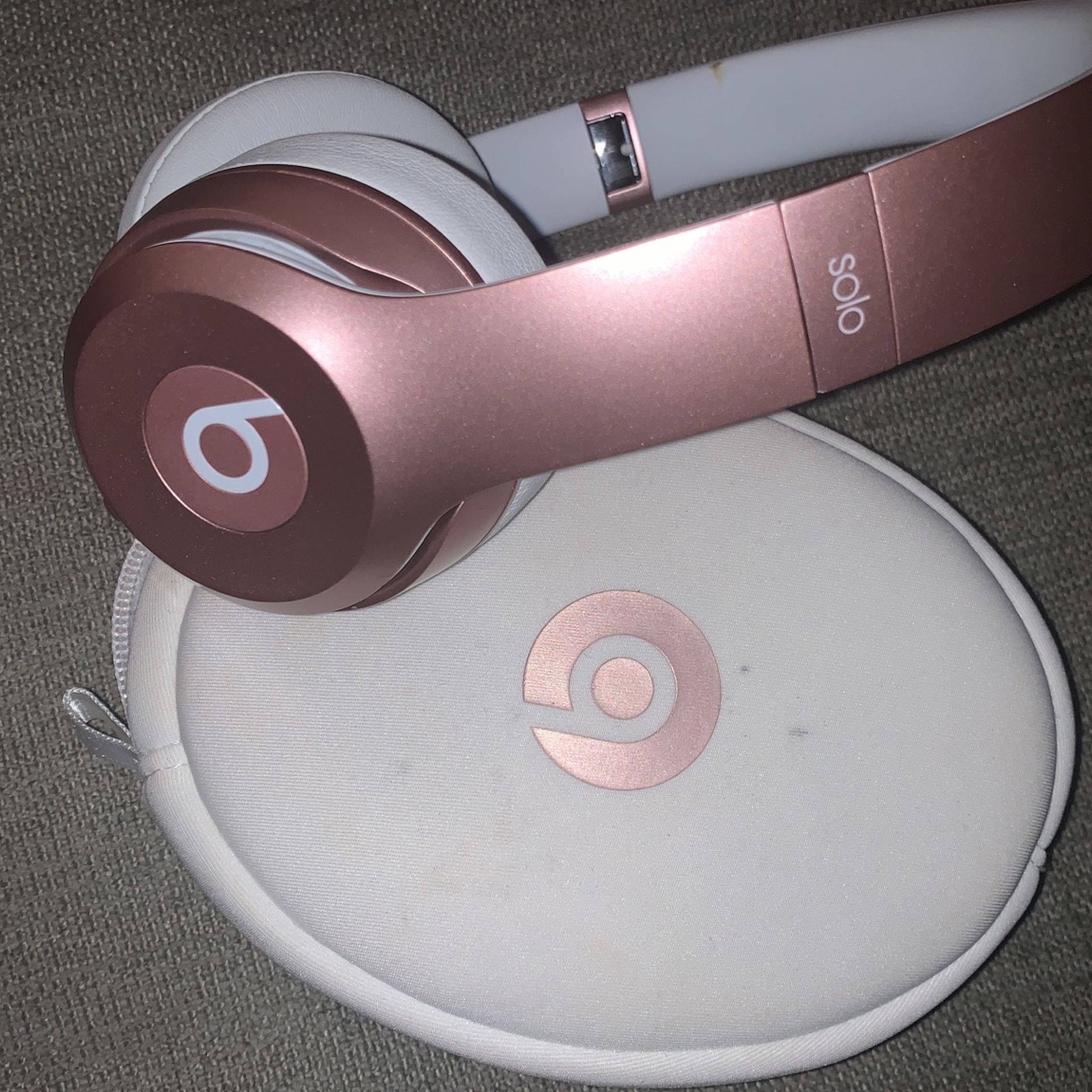 Beats Solo Wireless