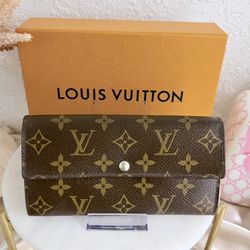 LV Sarah Wallet With Box 