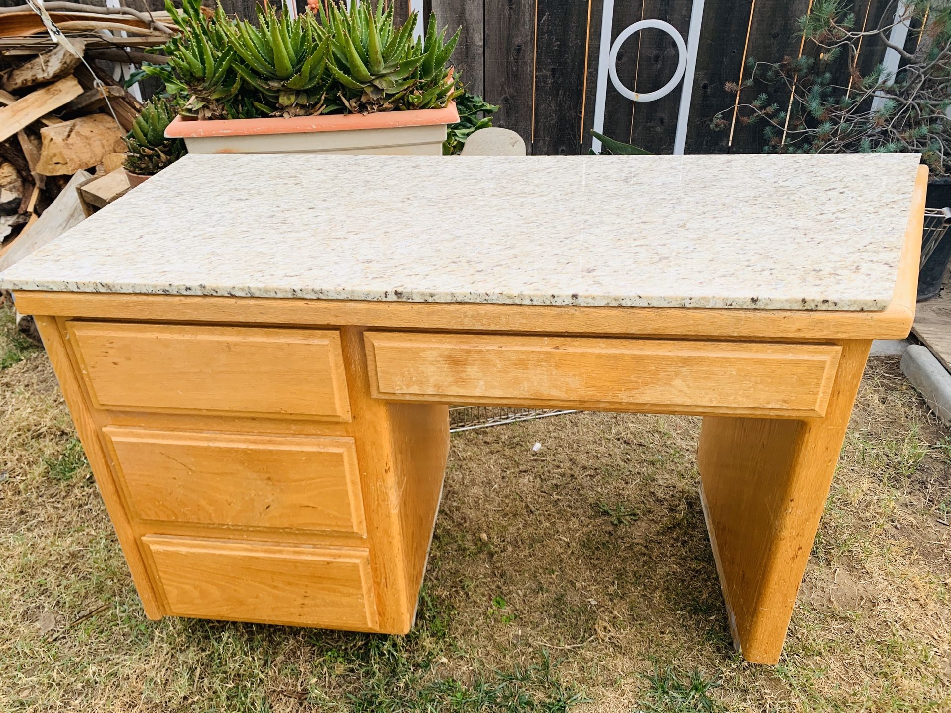 ** FREE ** Wood Desk w/Granite top