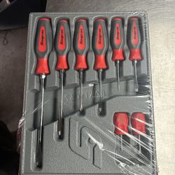 Snap on tools screw drivers 