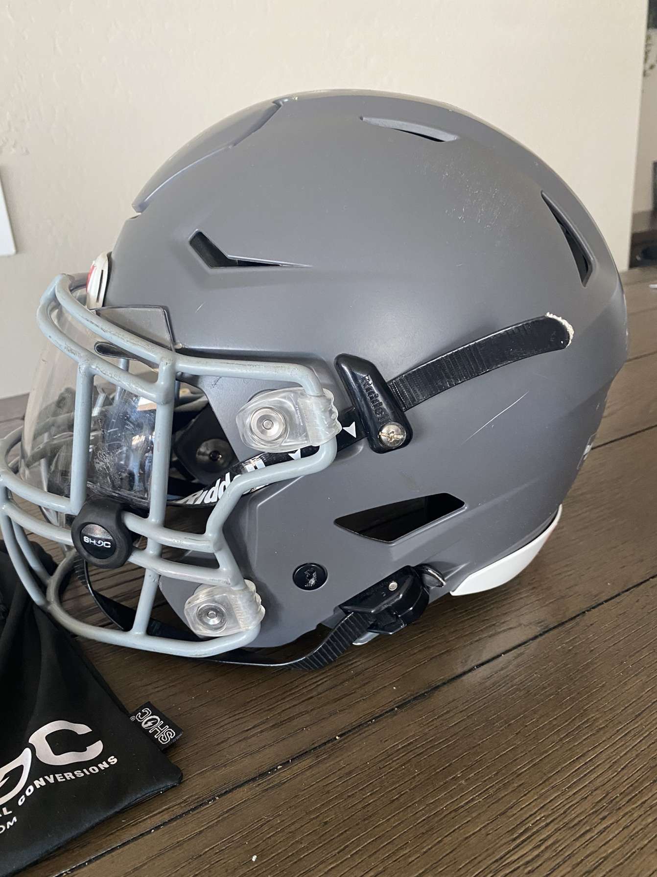 Medium Riddell Speed Flex, Two Helmet Pumps And Two Clear Shoc Visors