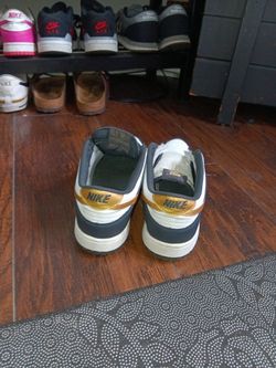 Low top nike
