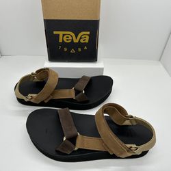 New: Teva Women’s Midform Universal Leather Size 7