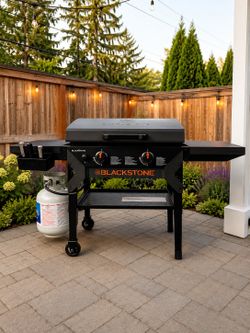 Blackstone 28” Omnivore Griddle with Hood + Cover & Accessories