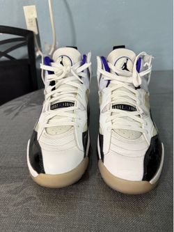 Nike Jordan Jumpman Two Trey
