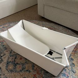 Stokke Flexi Bath Tub: $40