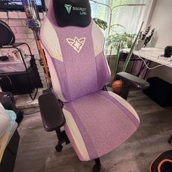 Secretlab TITAN Evo 2022 Mint Green + Fabric Cleaner + Star Guardian Secretlab Skin