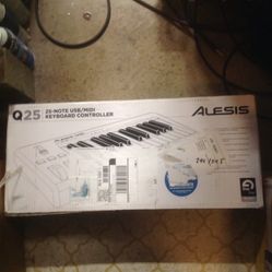 Alesis Q25 USB/midi Keyboard Controller