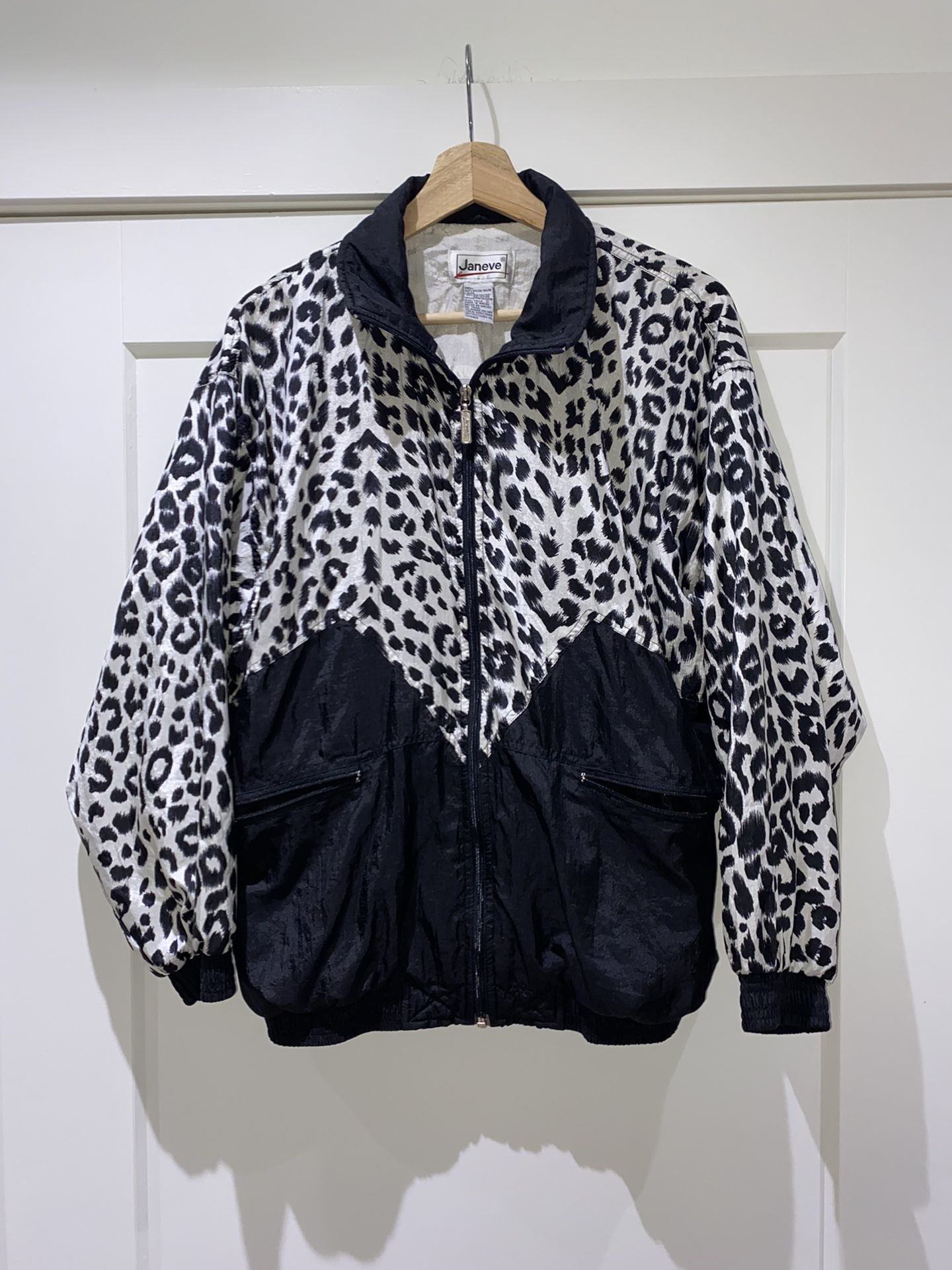 Vintage Windbreaker jacket