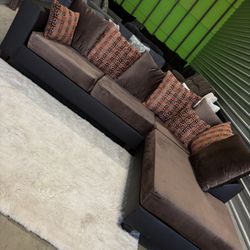 (FREE CURBSIDE DELIVERY) Starter Brown Sectional Sofa Couch 