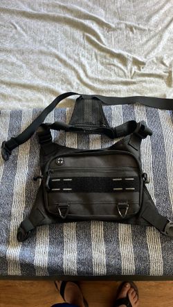 Workout chest bag