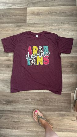 XL Fits More Like Large Devine Shirt NEW