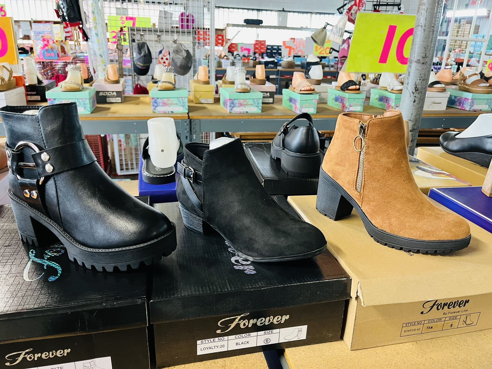 Beautiful Woman Boots $20