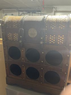 Wine holder