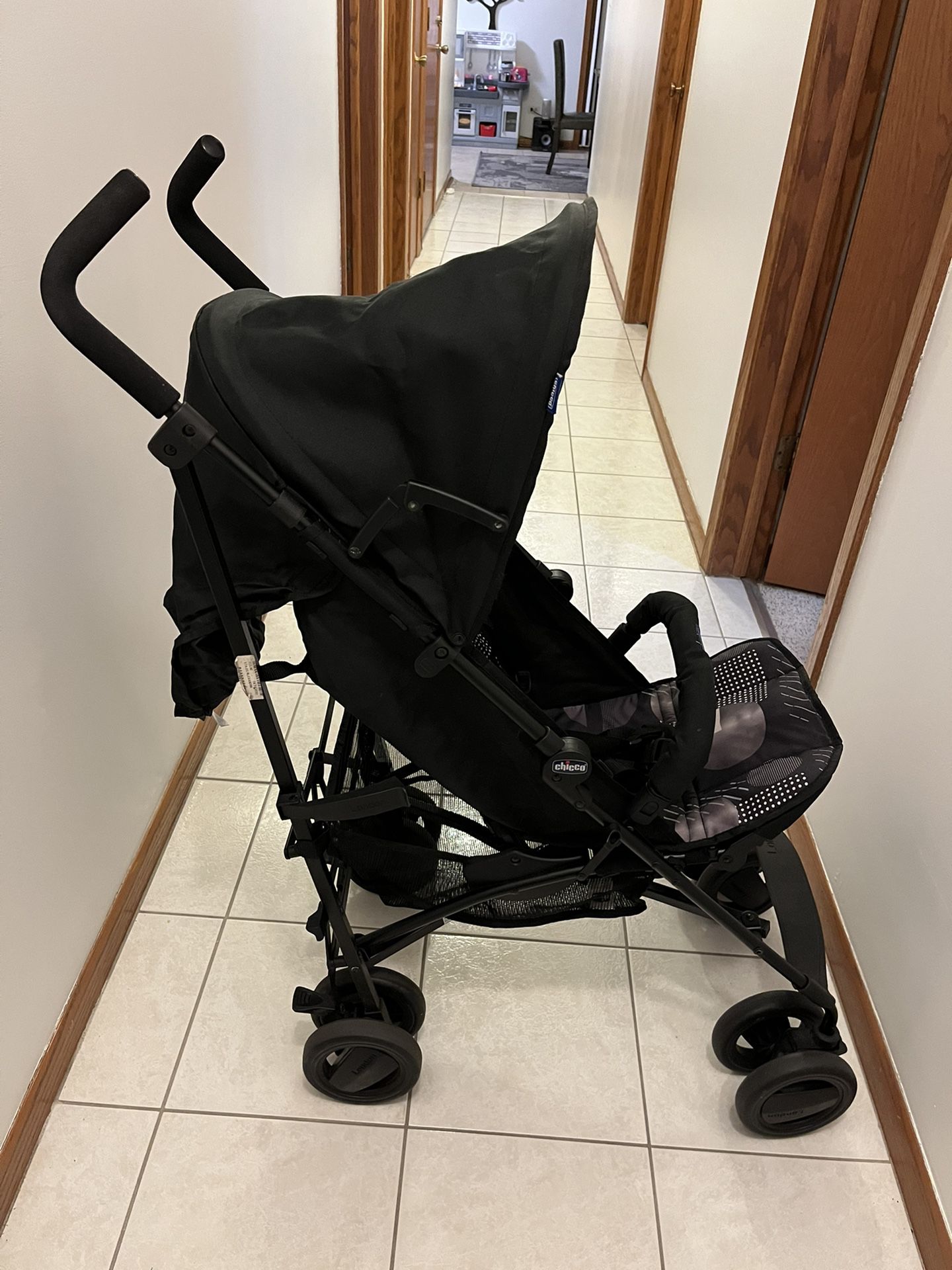 Chicco foldable stroller 