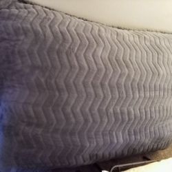 Massive Crash foam pillow 