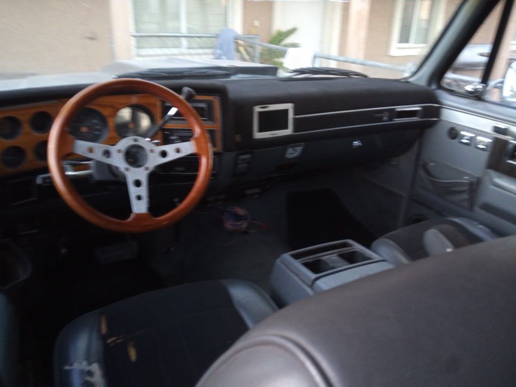 1987 Chevrolet Suburban