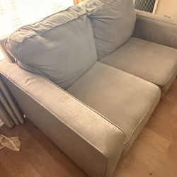 Couches/table
