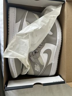 Jordan 1 Mids Size 10 Men’s